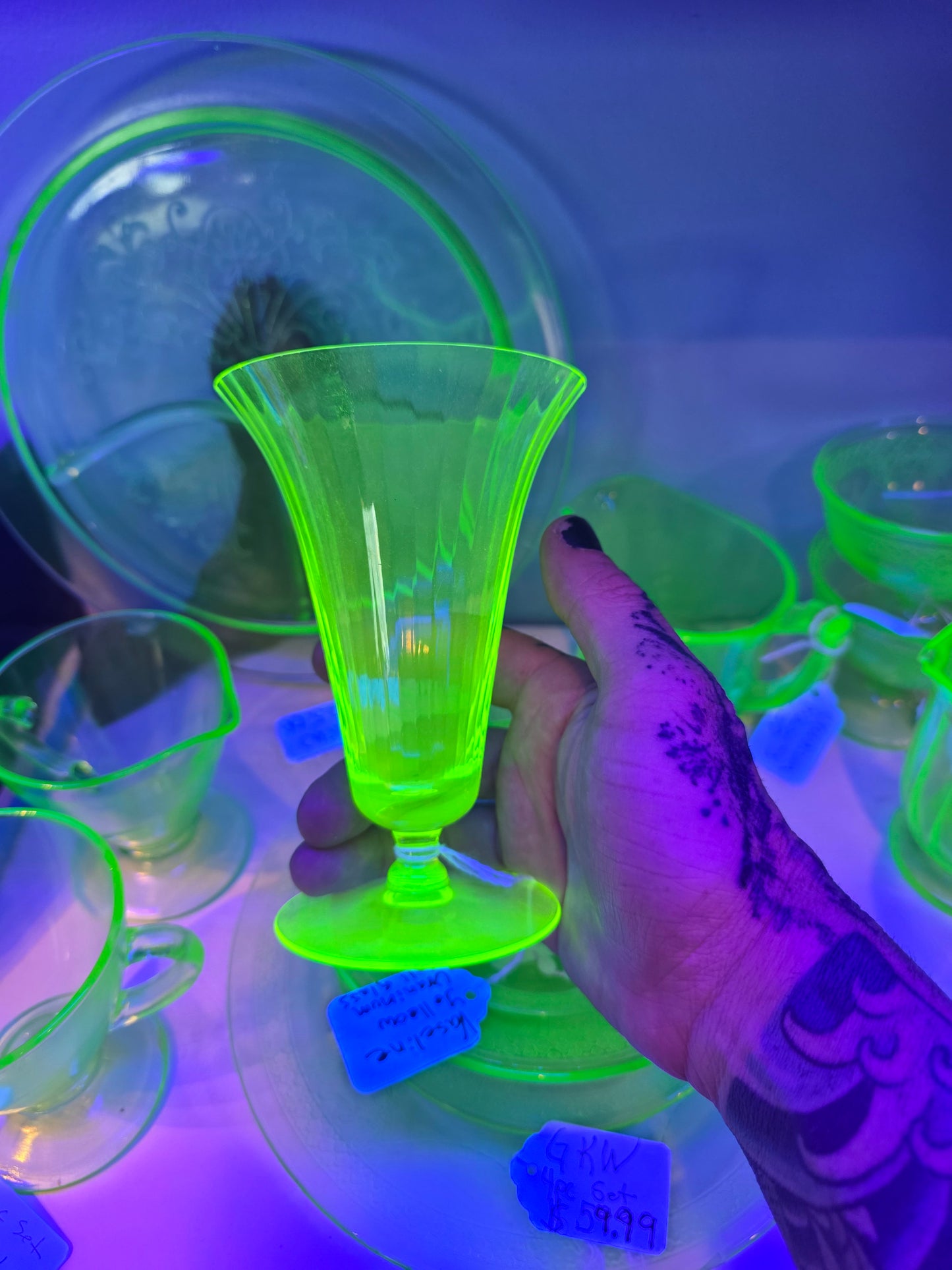 Vaseline Yellow Uranium Tall Glass